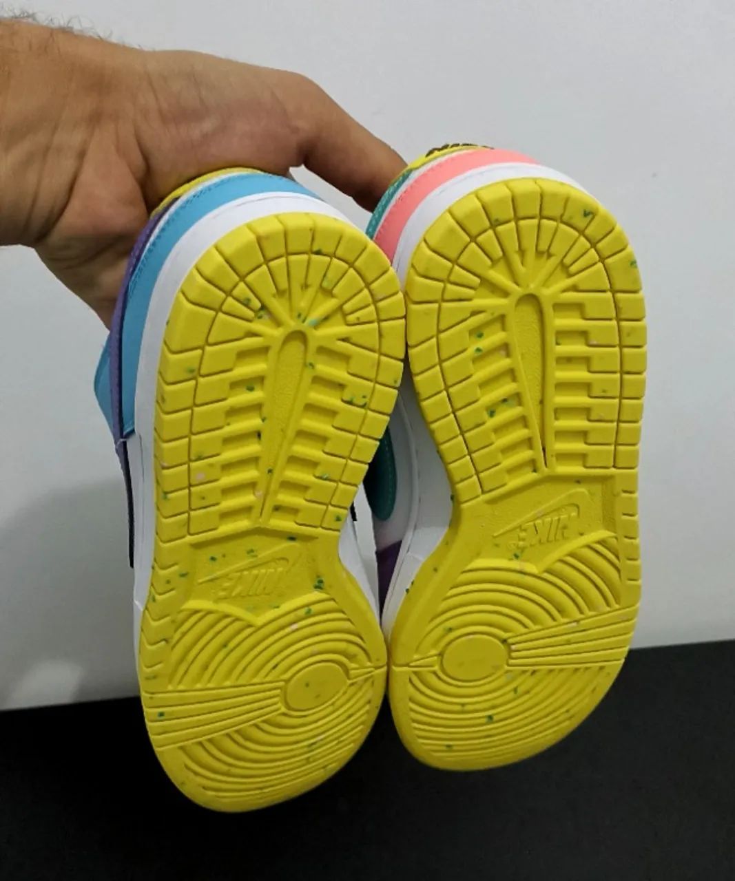 Tênis Nike Dunk Low Easter - Foto 3