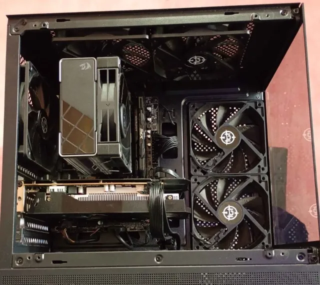 自作PC　i3 8100・8GB・SSD128GB・GTX950・Win11 Pc gamer completo i3 8100 16gb ram GTX 750ti Ssd 512gb +