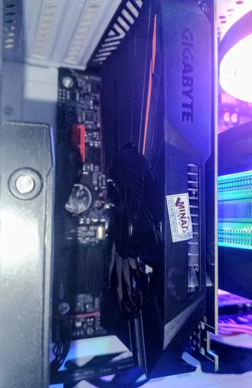 GTX 1050 TI gigabyte semi nova - Foto 2