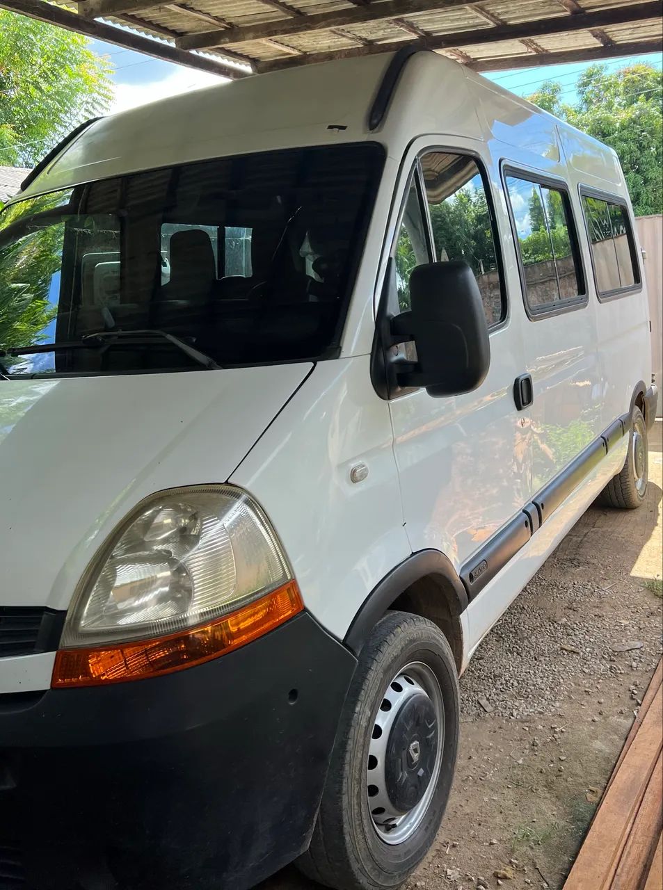 Renault Master 2.5 DCI 16V 115cv 16L Diesel 2011 - Foto 2