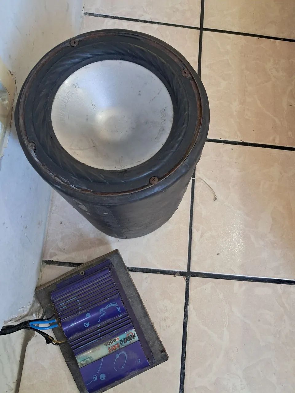 Subwoofer para carro Bravox