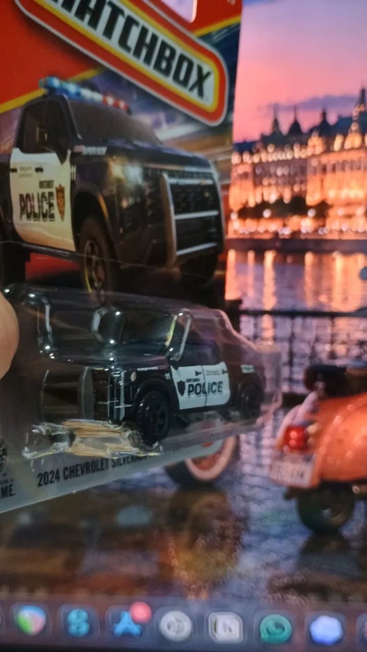 Matchbox 2024 Chevrolet Silverado Ppv Truck  - Foto 3