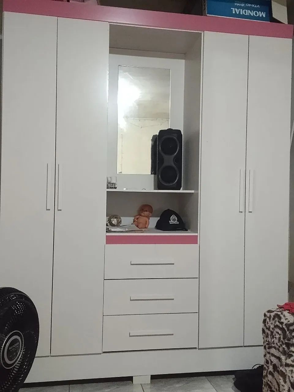 Vendo guarda roupa grande 