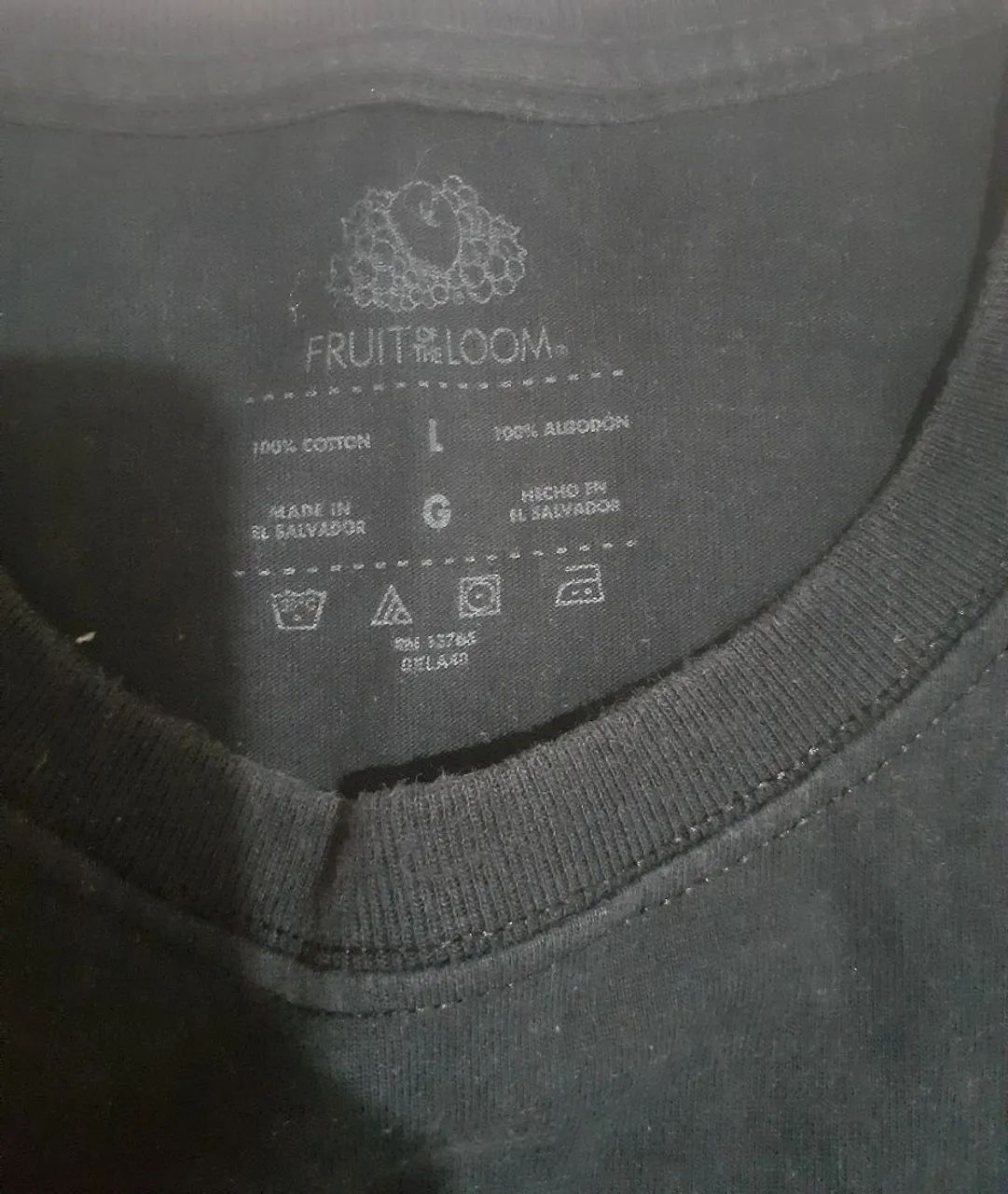 2 Camisas Preta G com bolso - Foto 4