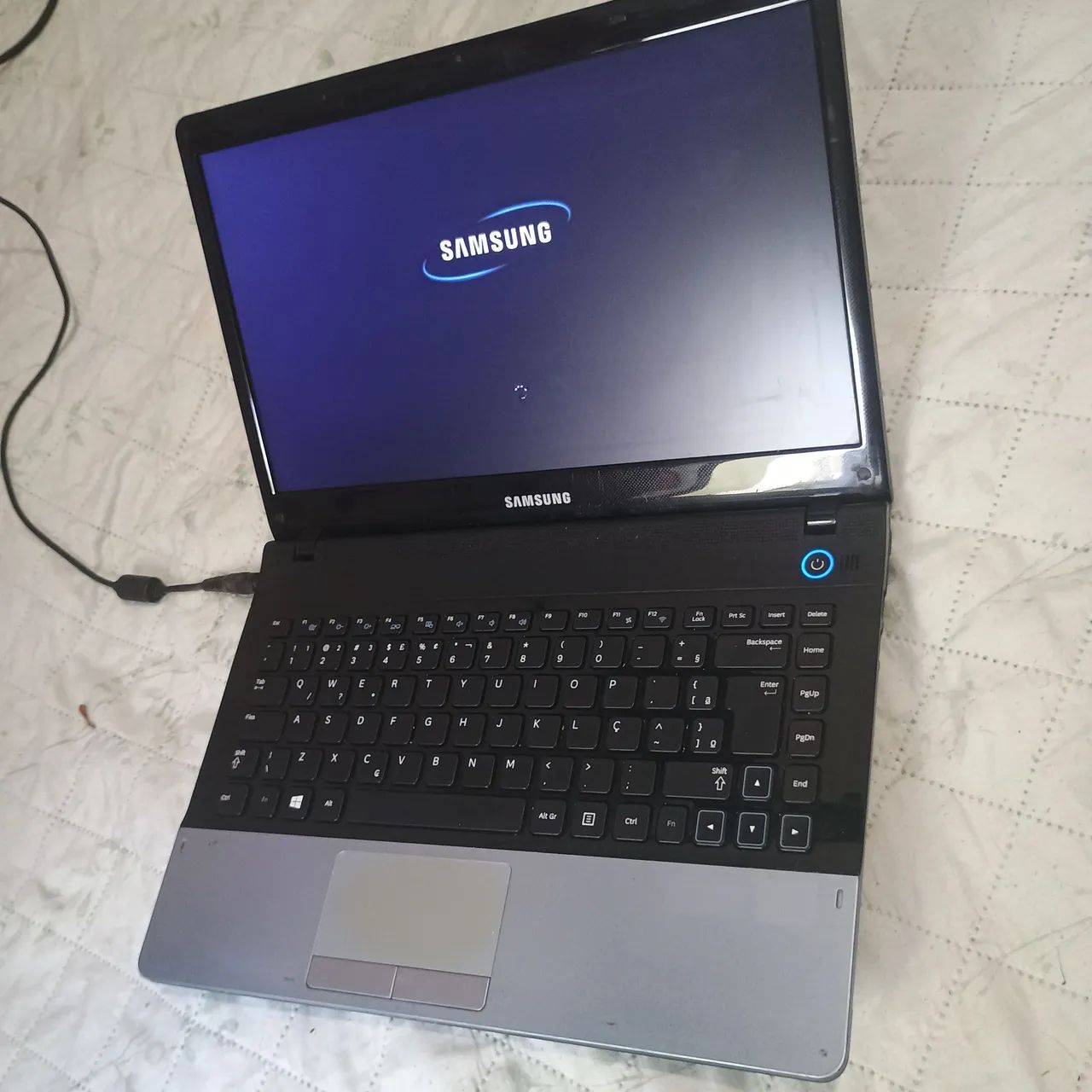 Notebook Samsung CORE i5 + 6GB de ram.  - Foto 4