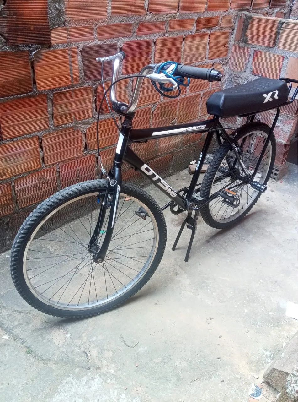 Vendo bicicleta aro 26 semi nova  - Foto 2