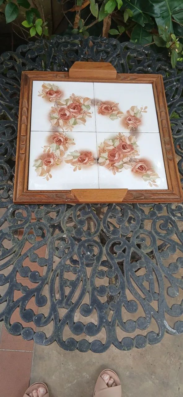Bandeja em madeira e azulejos pintada à mão!  - Foto 4