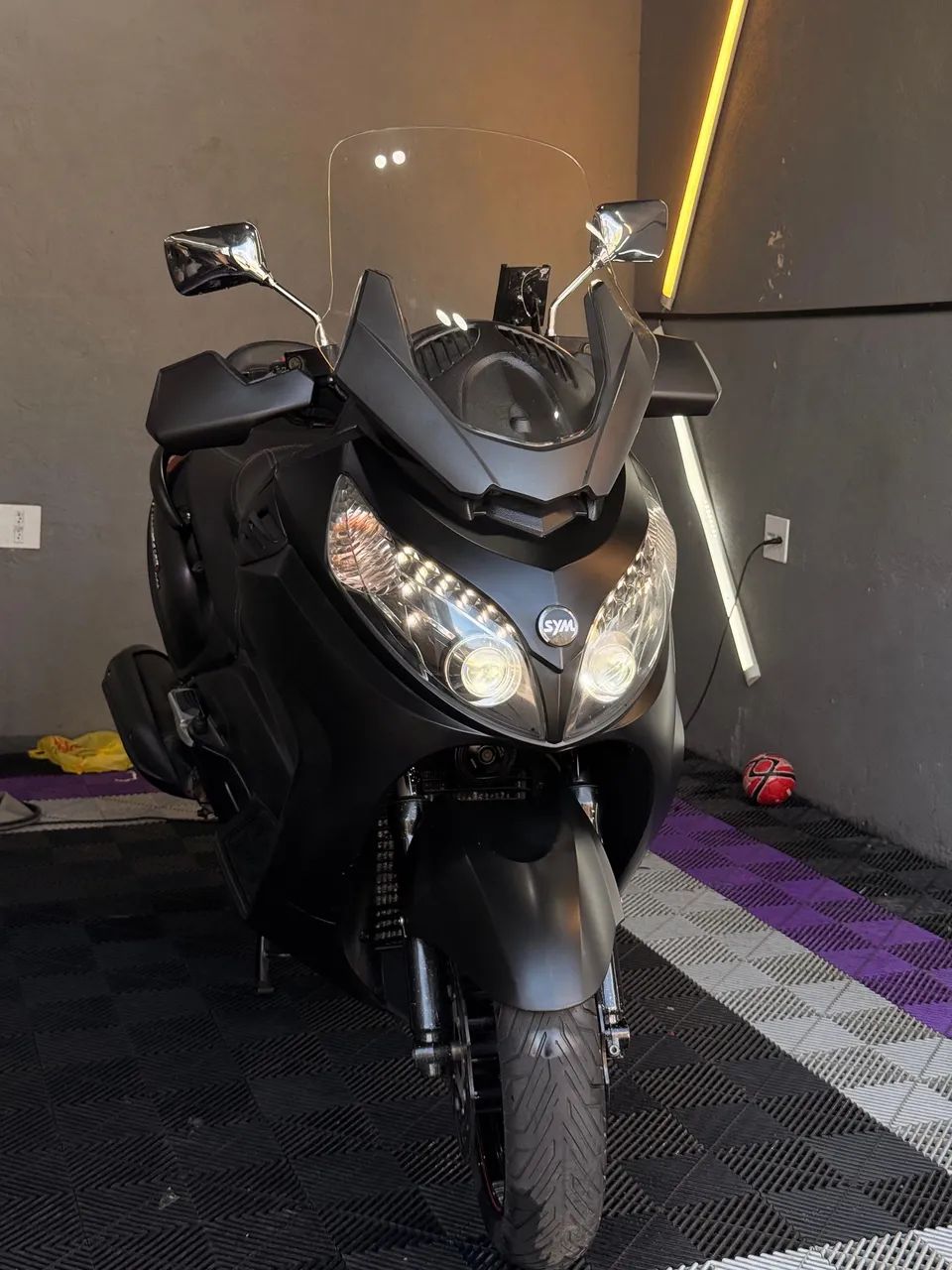 Moto maxsym 400i  - Foto 3