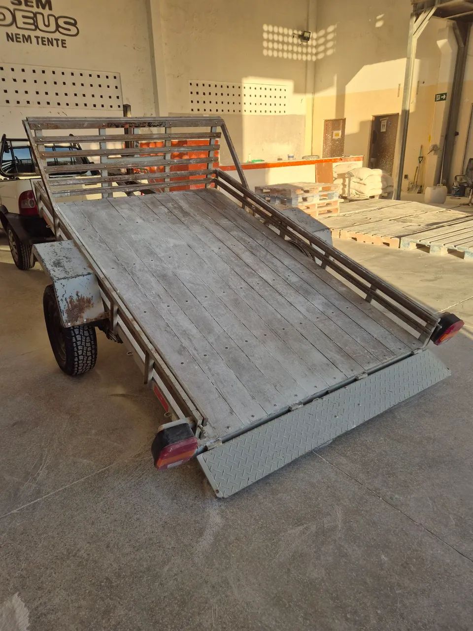 Carocinha/Reboque para Qadriciculo modelo caçamba!  - Foto 4