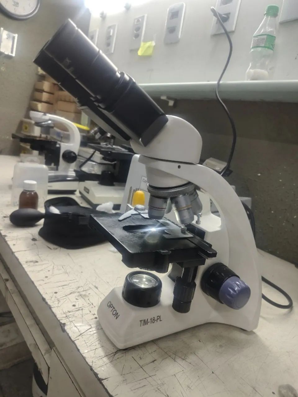 Microscópio binocular  - Foto 2