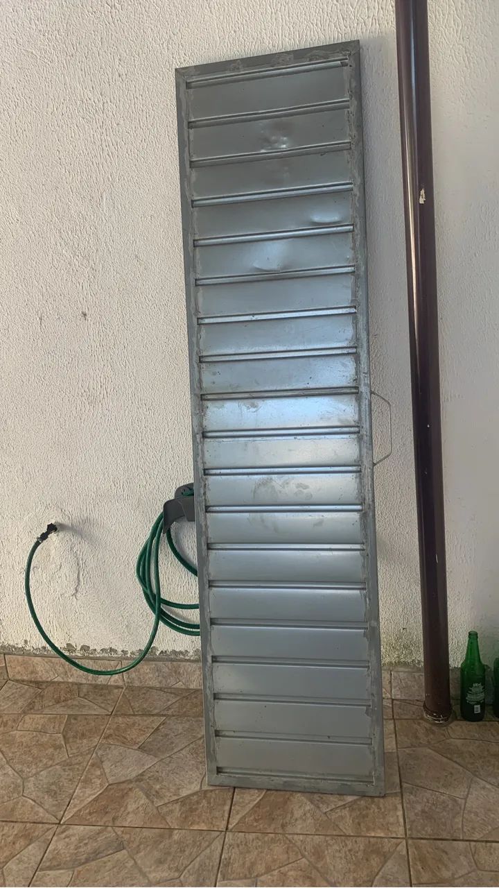 Vendo pega ladrão para porta de rolo - Foto 2