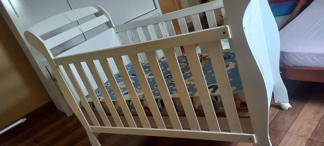 Berço semi novo