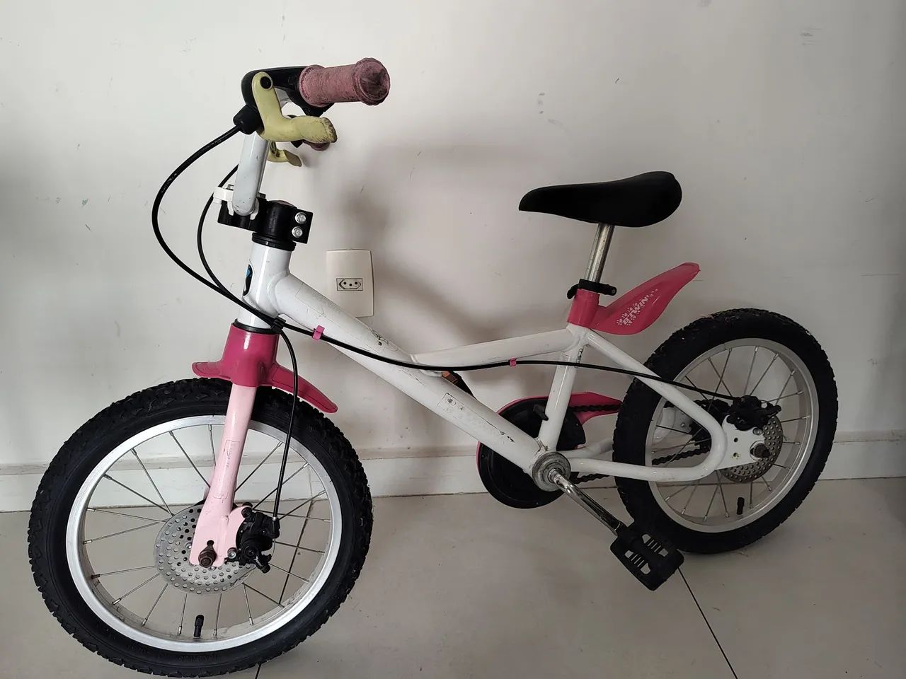 Bicicleta infantil btwin aro 16 freio a disco 