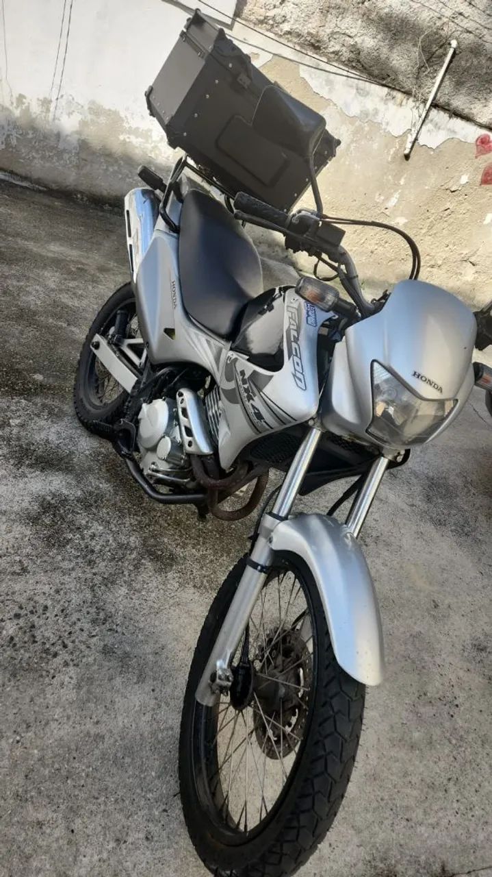 FALCON 400 ANO 2001 