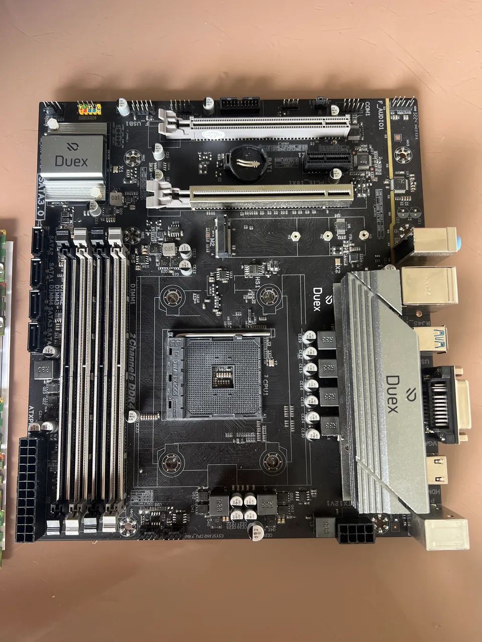 Placa mãe B550 duex em curto
