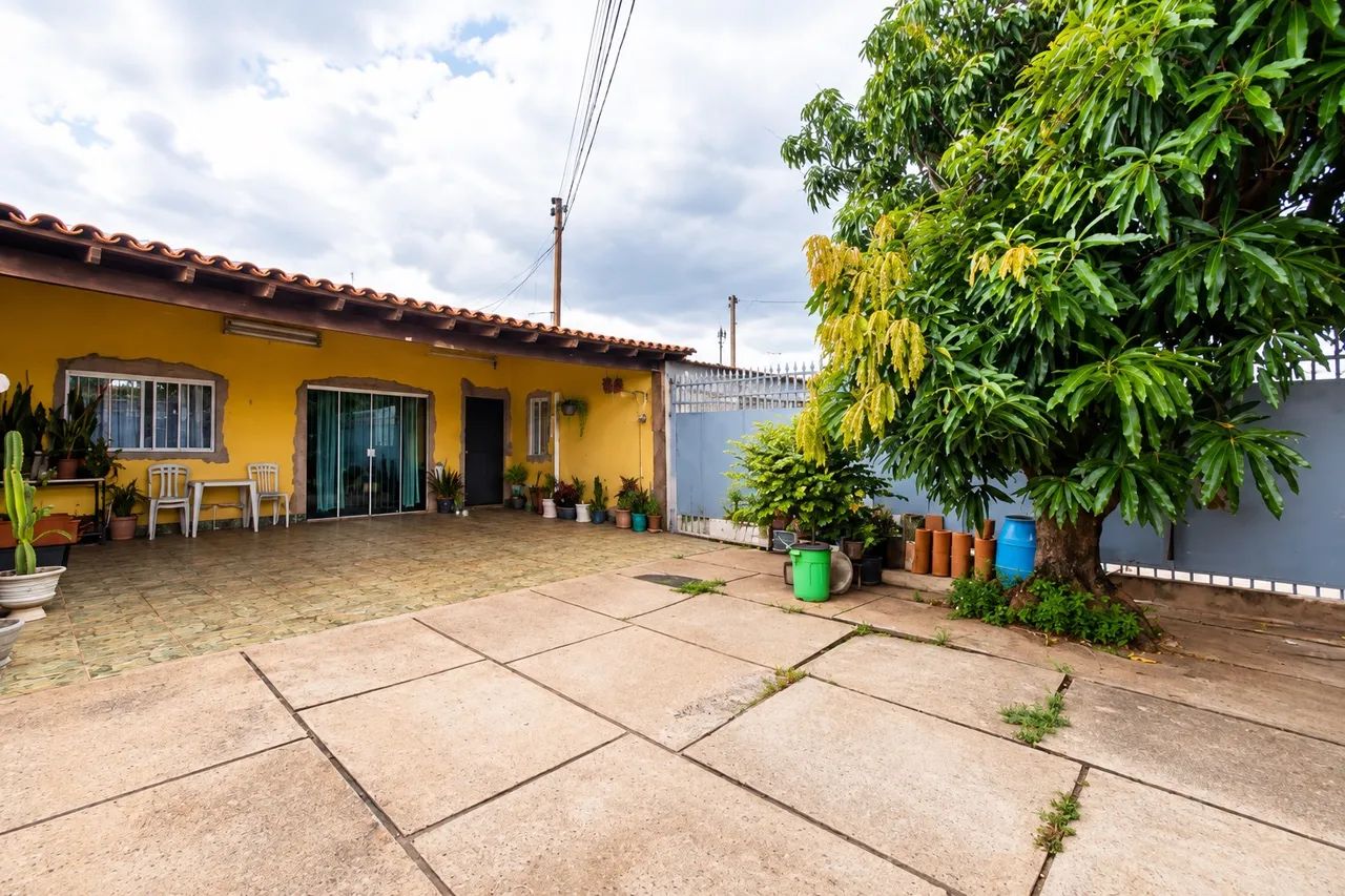 CASA AMPLA DE ESQUINA - SAMAMBAIA SUL 514 - Foto 2
