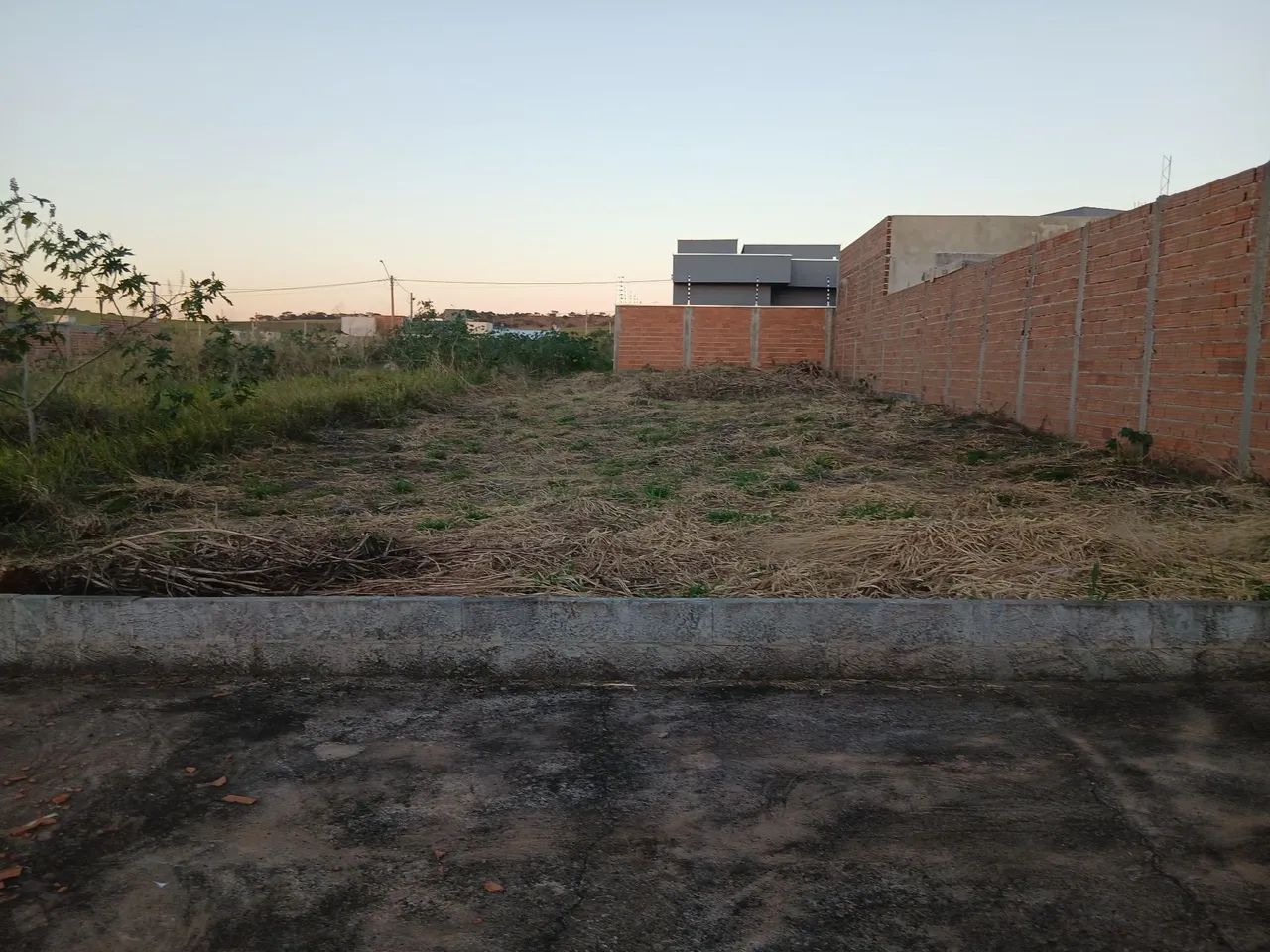 Foto - Ribeirão Preto - Cond Chácaras Itambé