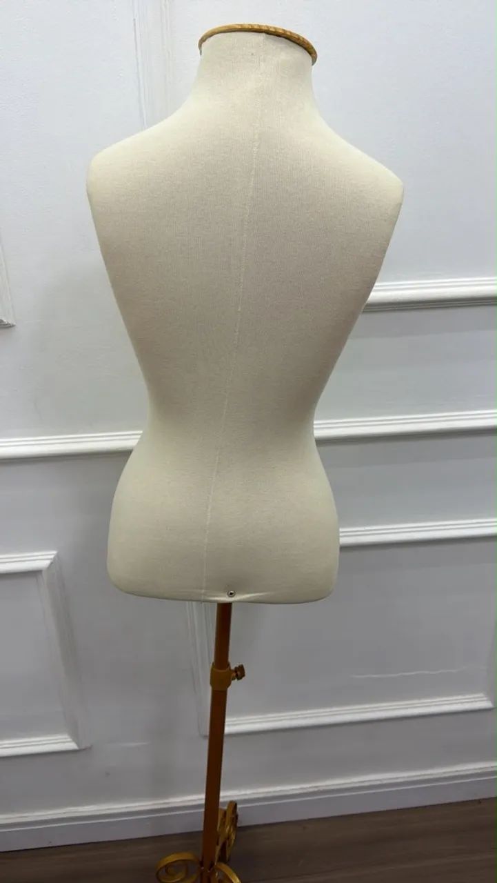 VENDO BUSTO FEMININO  - Foto 4