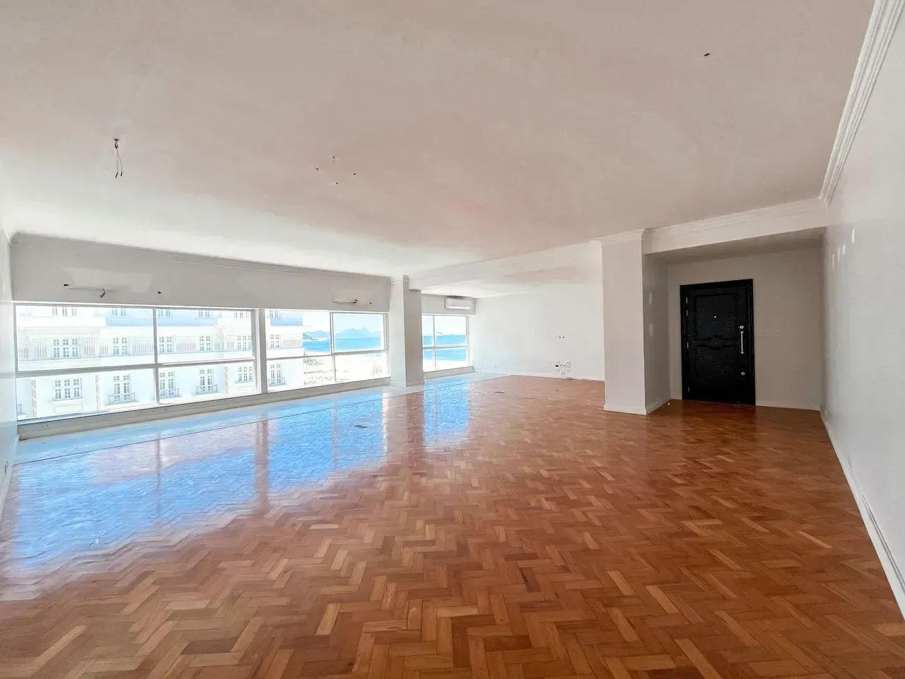 Edifício Chopin - Vista Mar e Copacabana Palace - 300m2 - 03 qts - Foto 2