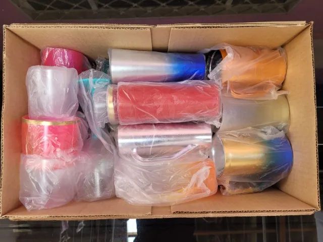 36 Copos, Taças e Canecas - Novos e Coloridos - Cada peça saindo por R$ 1,25  - Foto 2