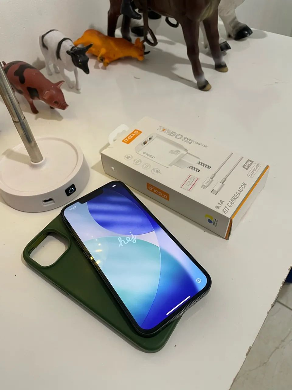 Vendo ou troco iPhone 13 - Foto 2