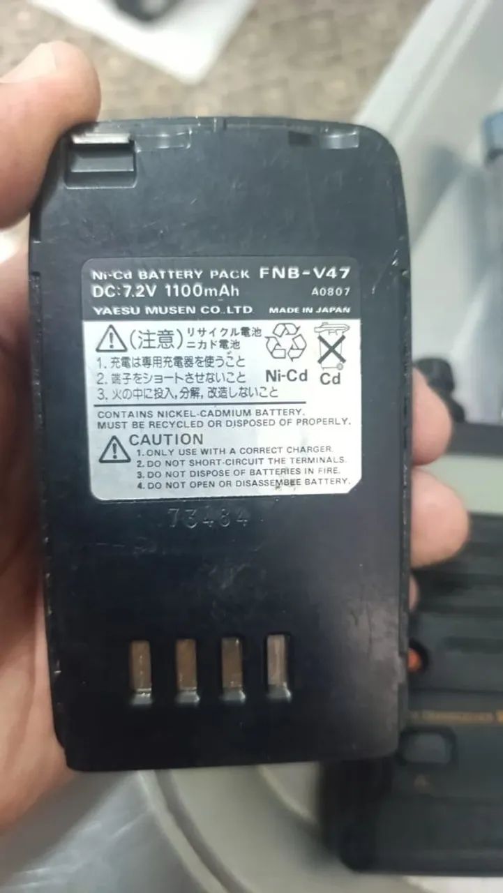 Vendo rádio Ht VX 10 - Foto 3