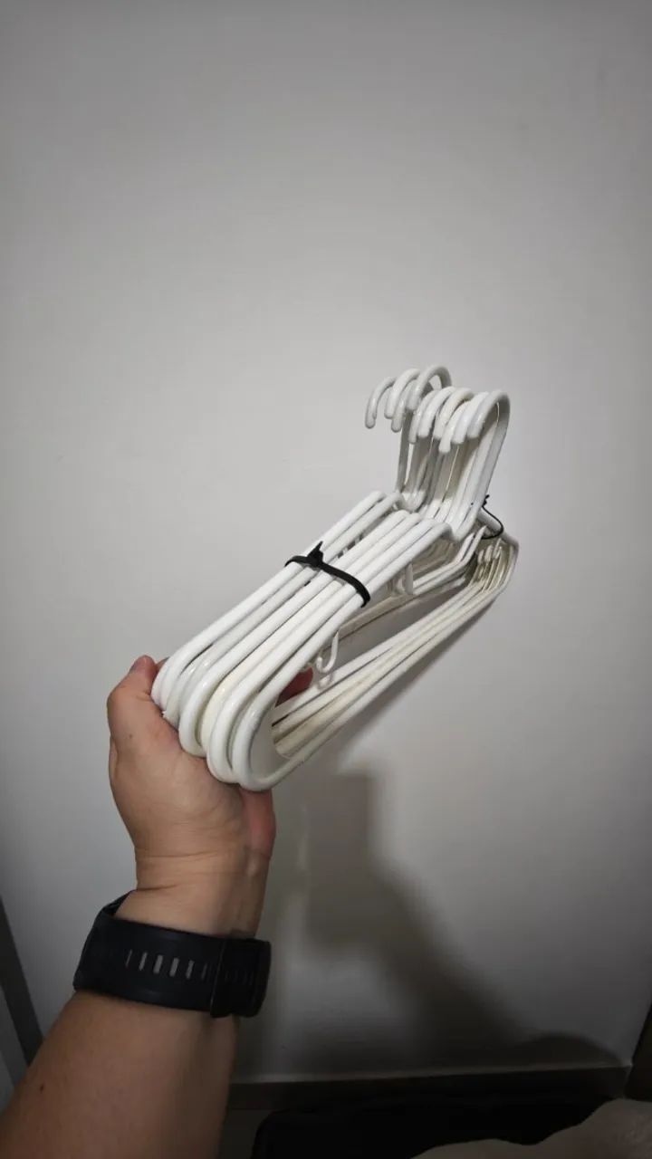 CABIDE DE PL ÁSTICO BRANCO - Foto 2