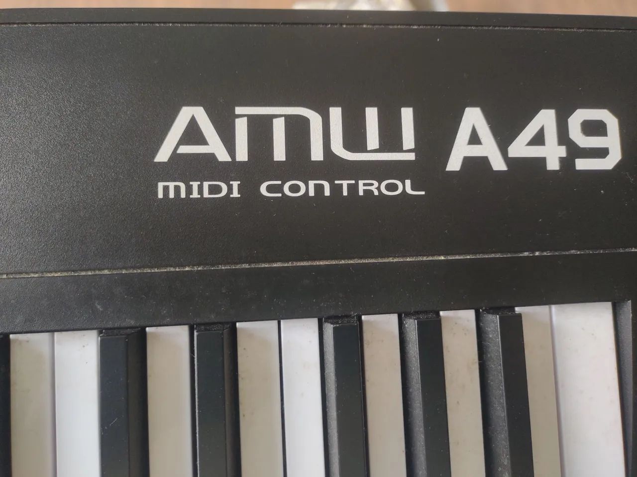 Controlador AMW A49 Midi Control