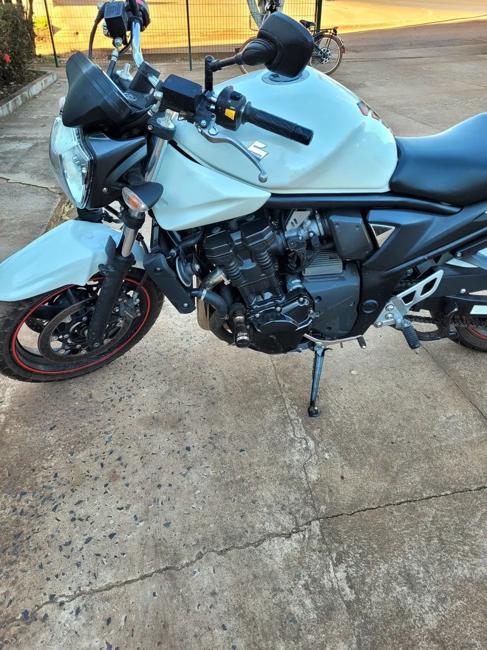 Bandit 650cc  - Foto 3