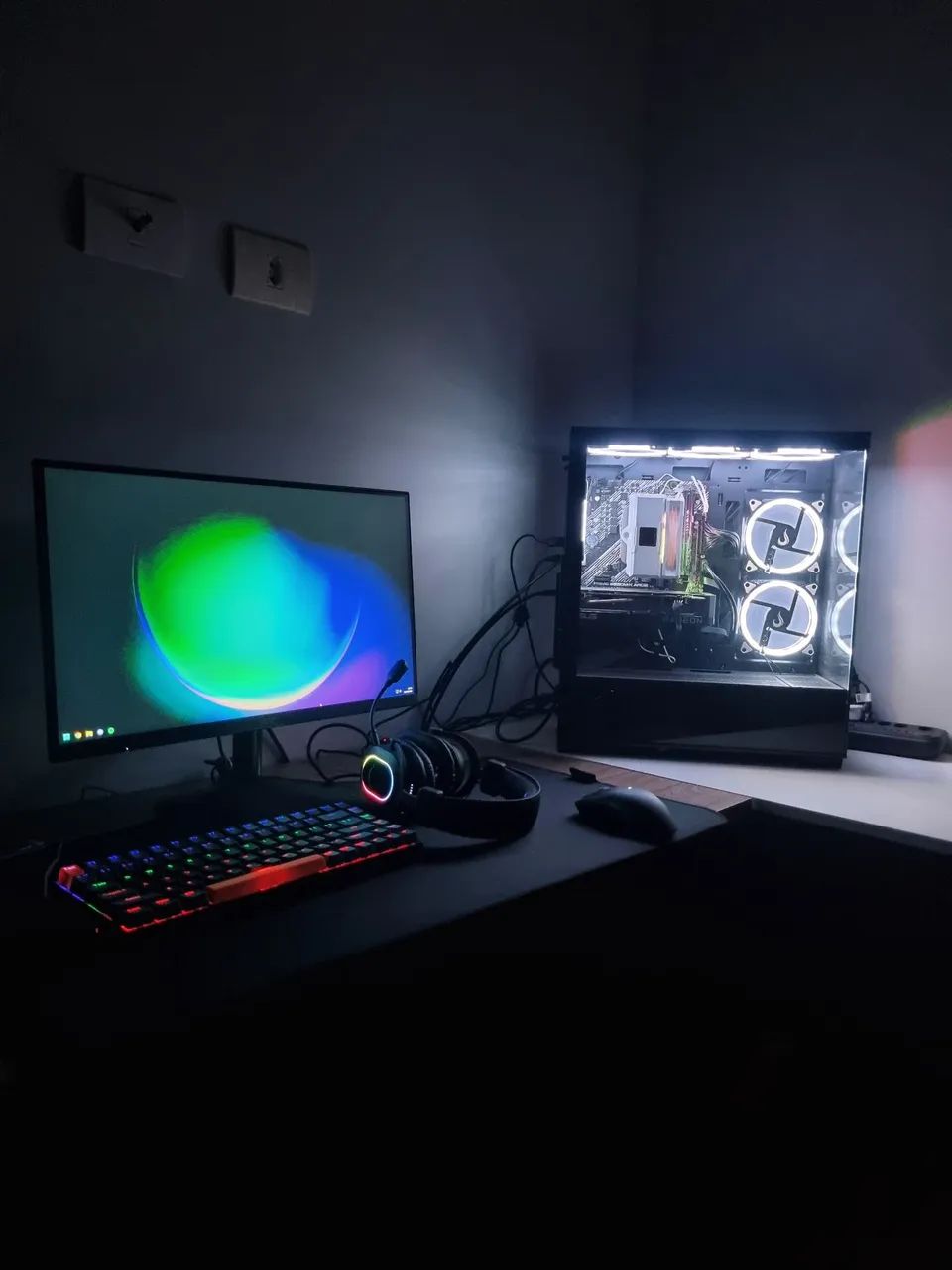 PC Gamer Ryzen75700x/RX7600 