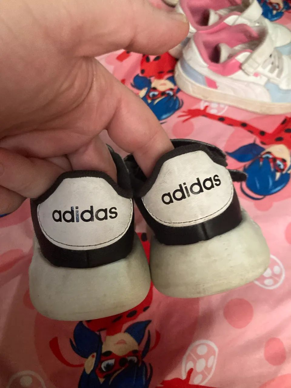 Combo Calçados Infantil - Tênis Adidas + Crocs Glitter (Original) - Foto 3