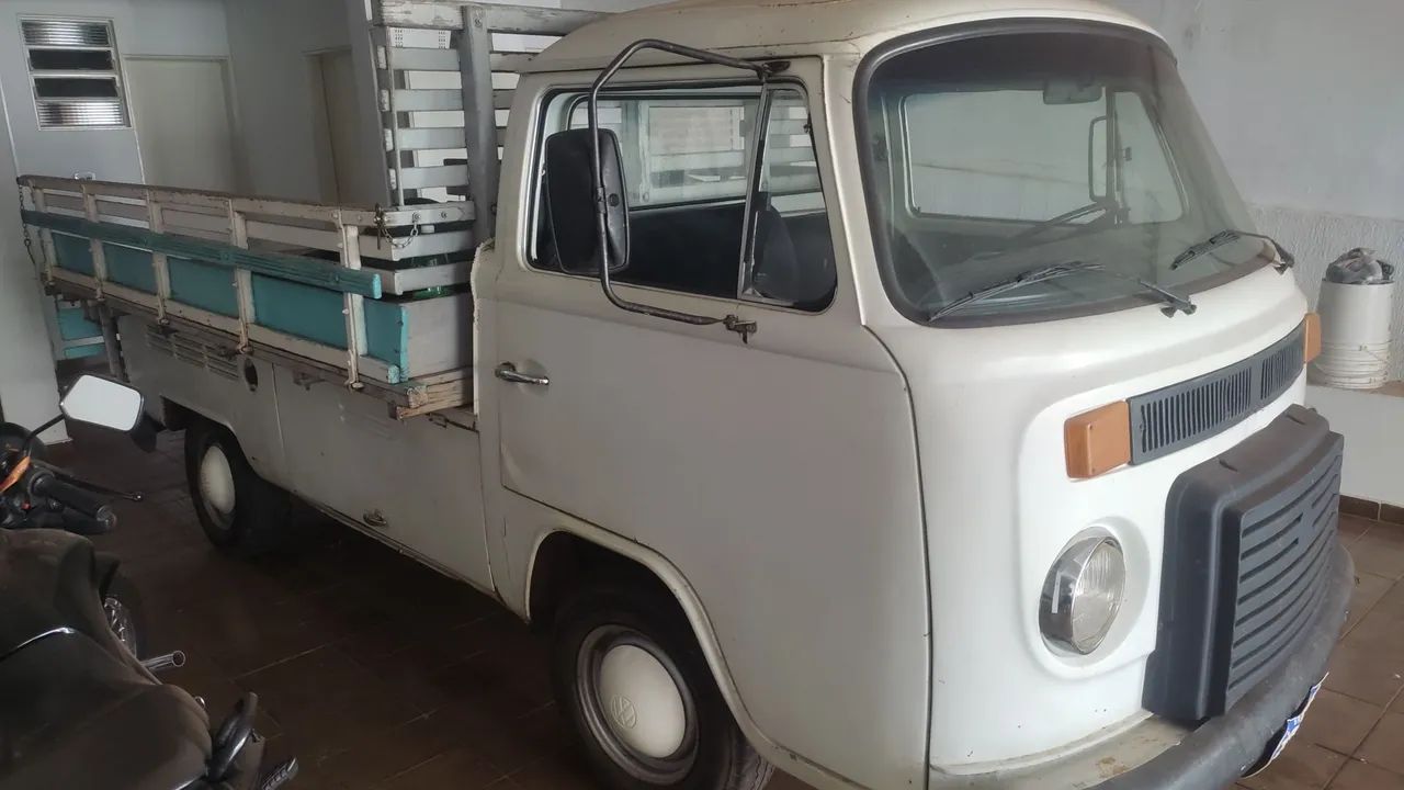 Volkswagen Kombi Pick-up (álcool) 1982