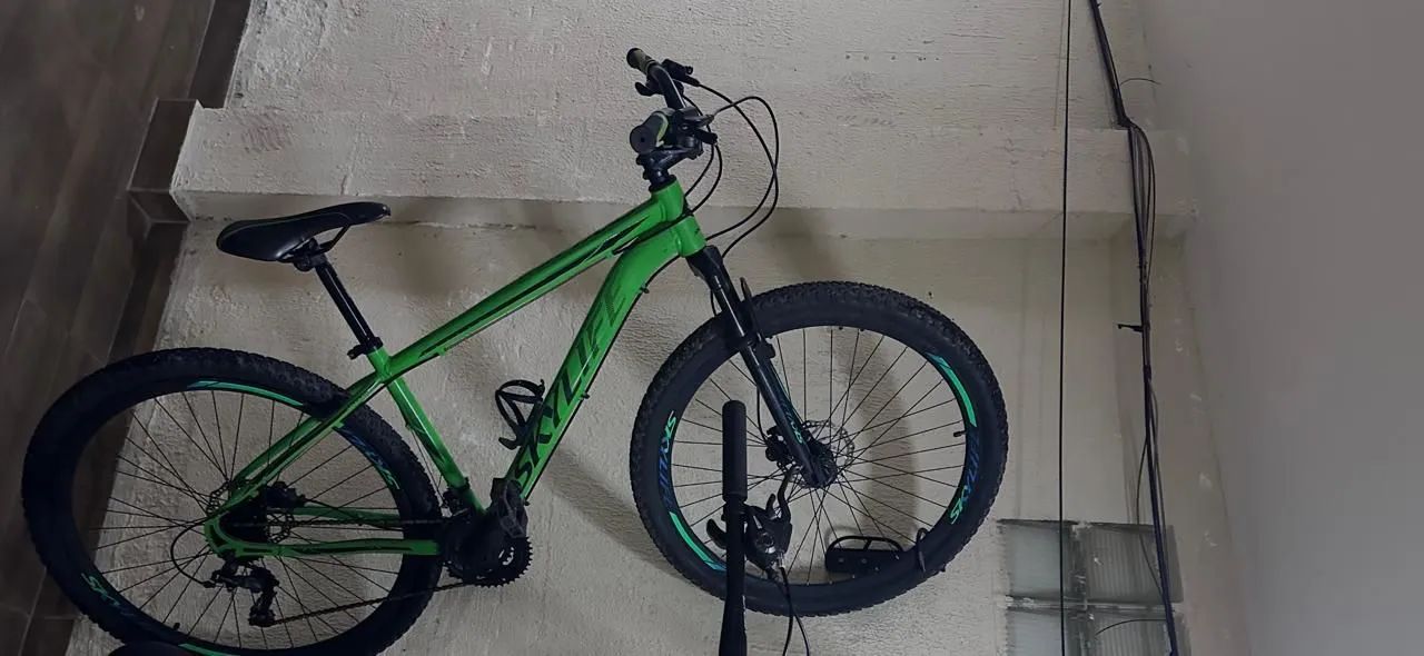 ? BICICLETA SKYLIFE ARO 29 - MTB - MUITO CONSERVADA - Foto 4