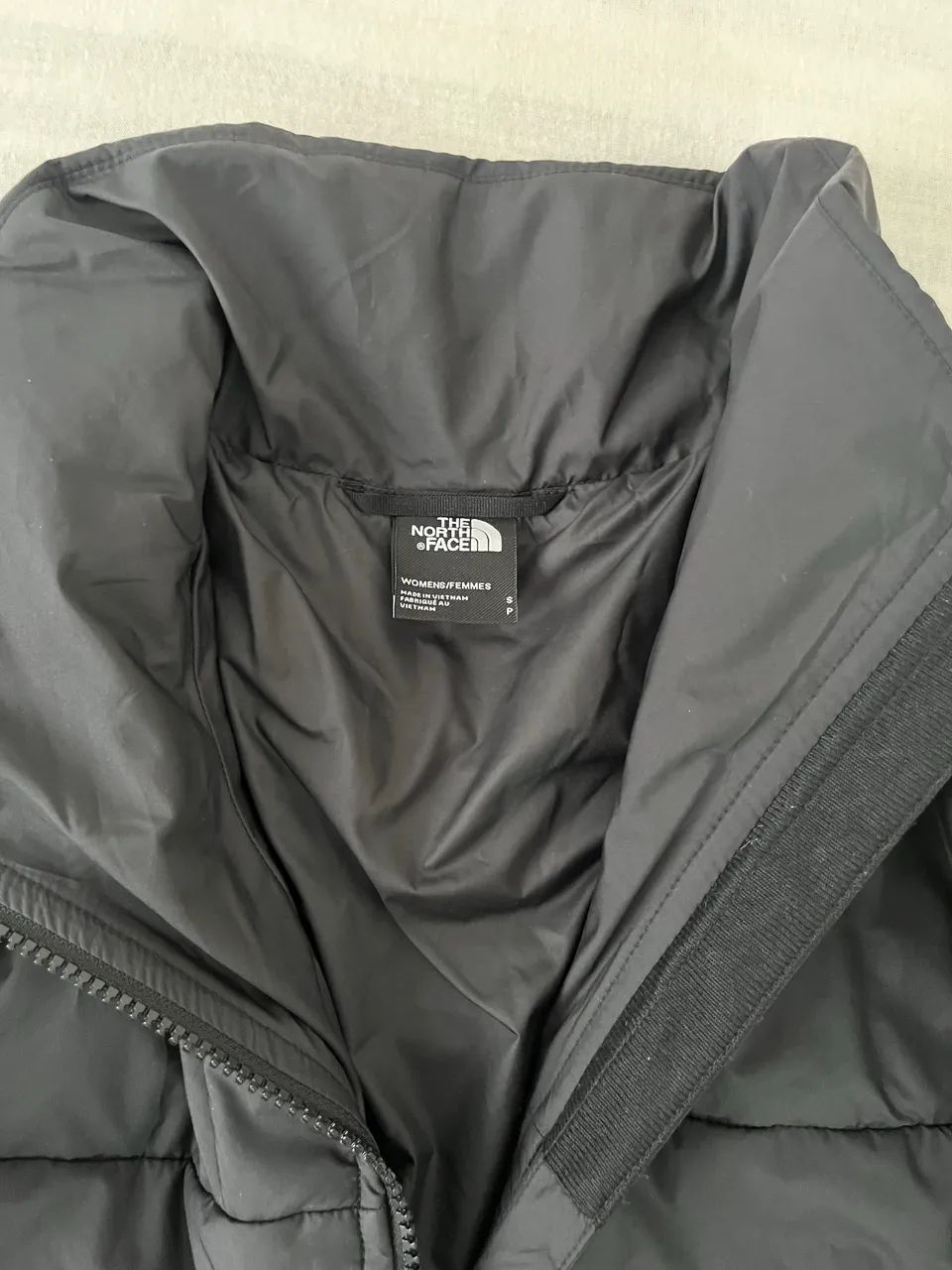 Jaqueta Preta The North Face/ Tam P  - Foto 4