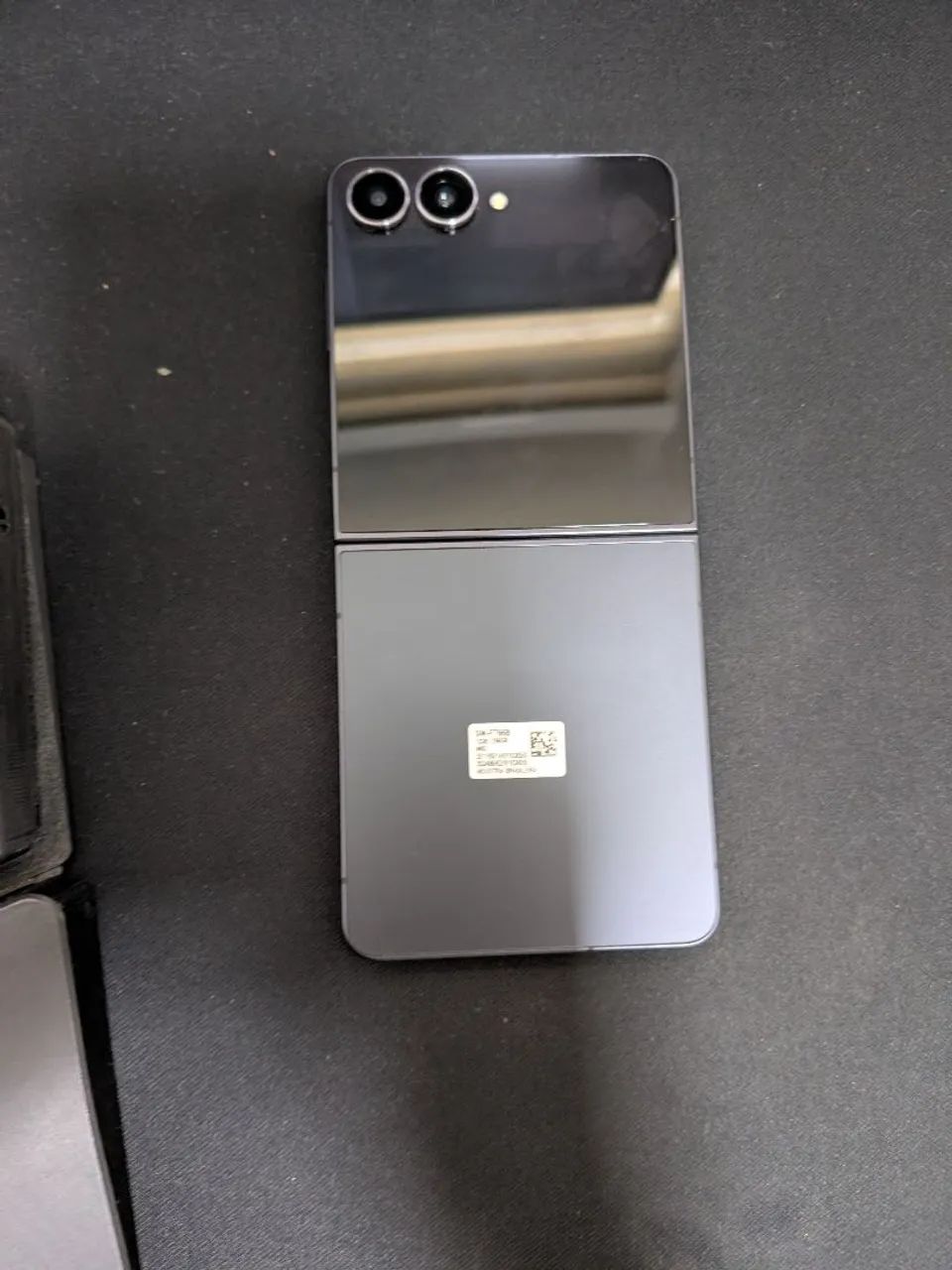 Galaxy Z Flip 7 256GB na garantia 
