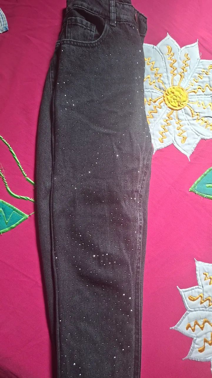 Calça jeans brilhosa - Foto 4