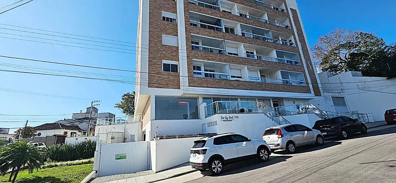 Loja a venda no Estreito, Florianópolis com 86,31 m² de área privativa.