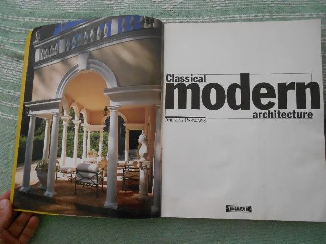 Livro Classical Modern Architecture Andreas PAPADAKIS  - Foto 2