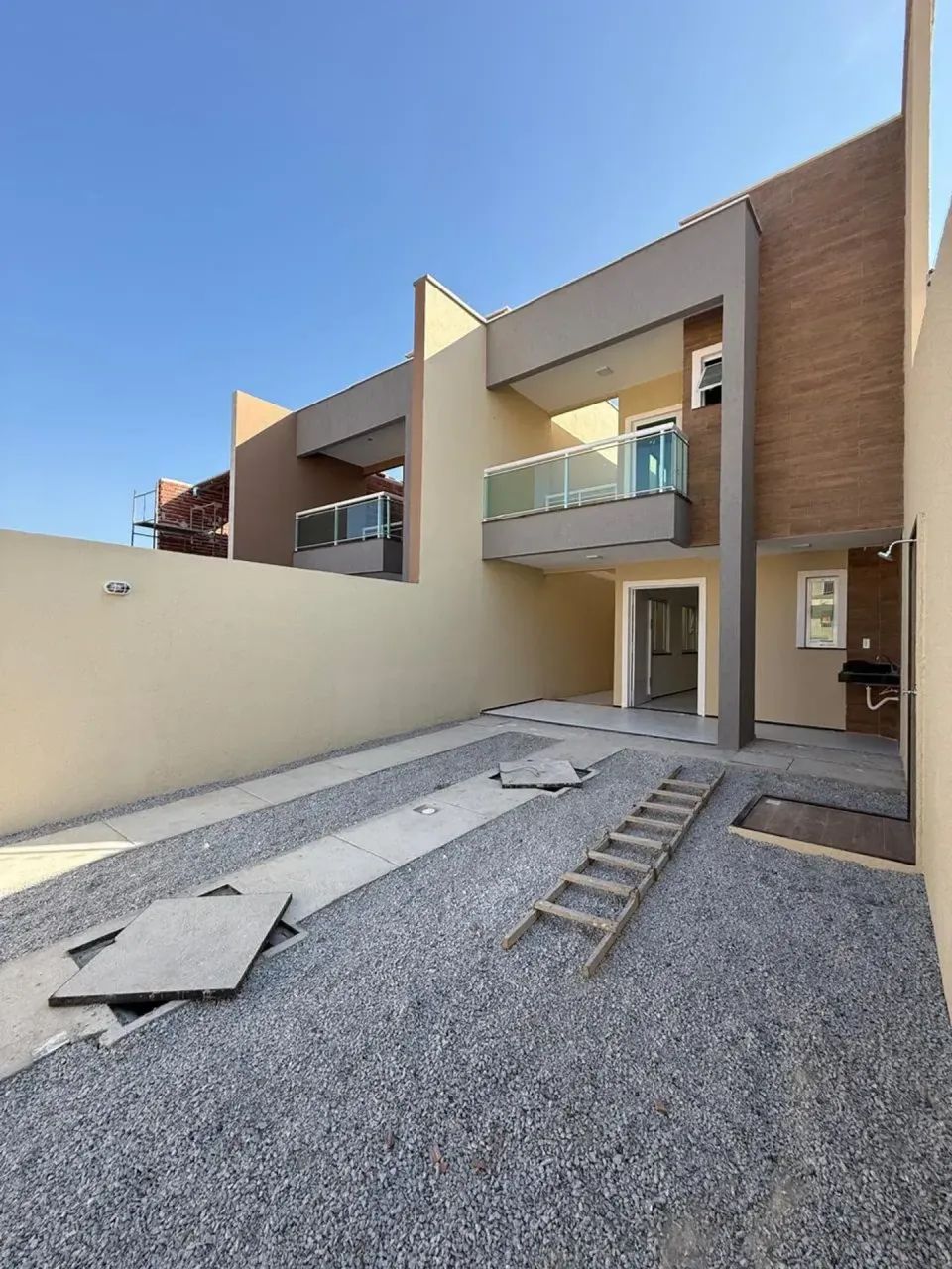 DUPLEX DE 3 QUARTOS EM PEDRAS BEM LOCALIZADO PROX AO CENTERBOX - Foto 3