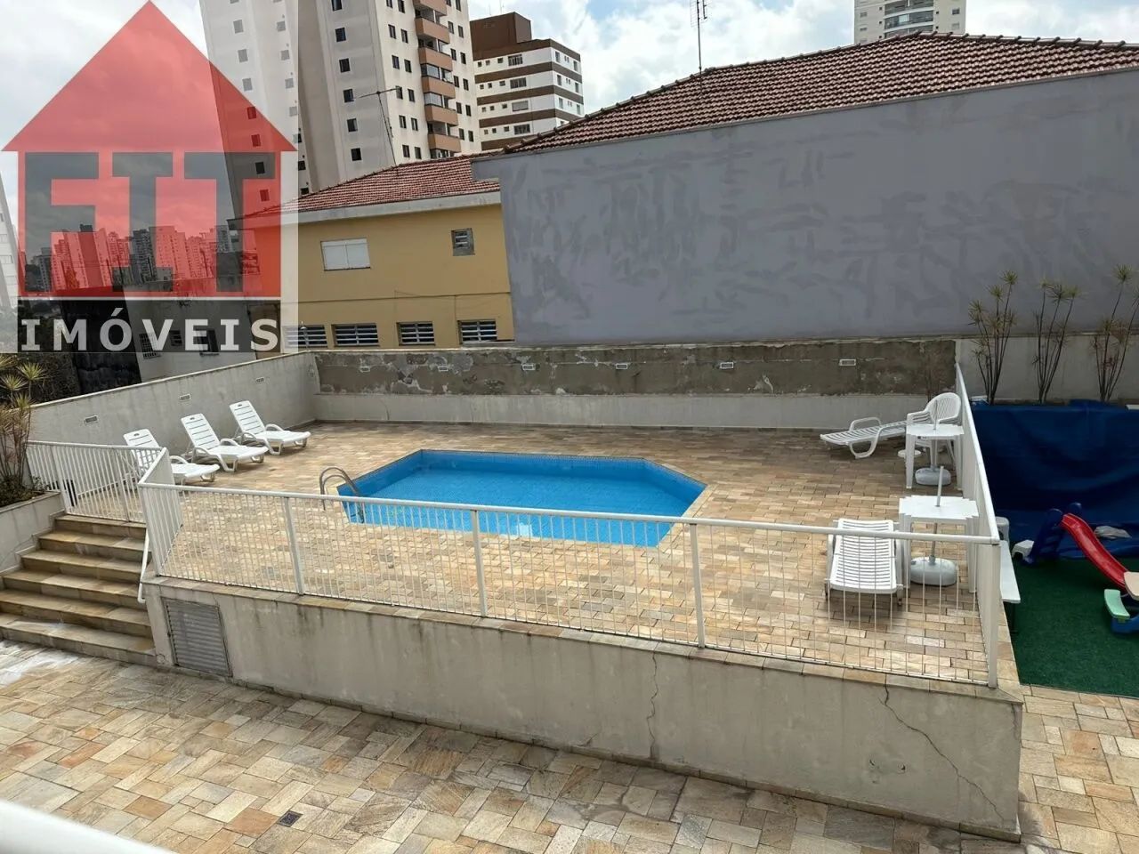 Ótimo apartamento com Dois dormitórios uma vaga de garagem. 61m² Mobiliado - Foto 5