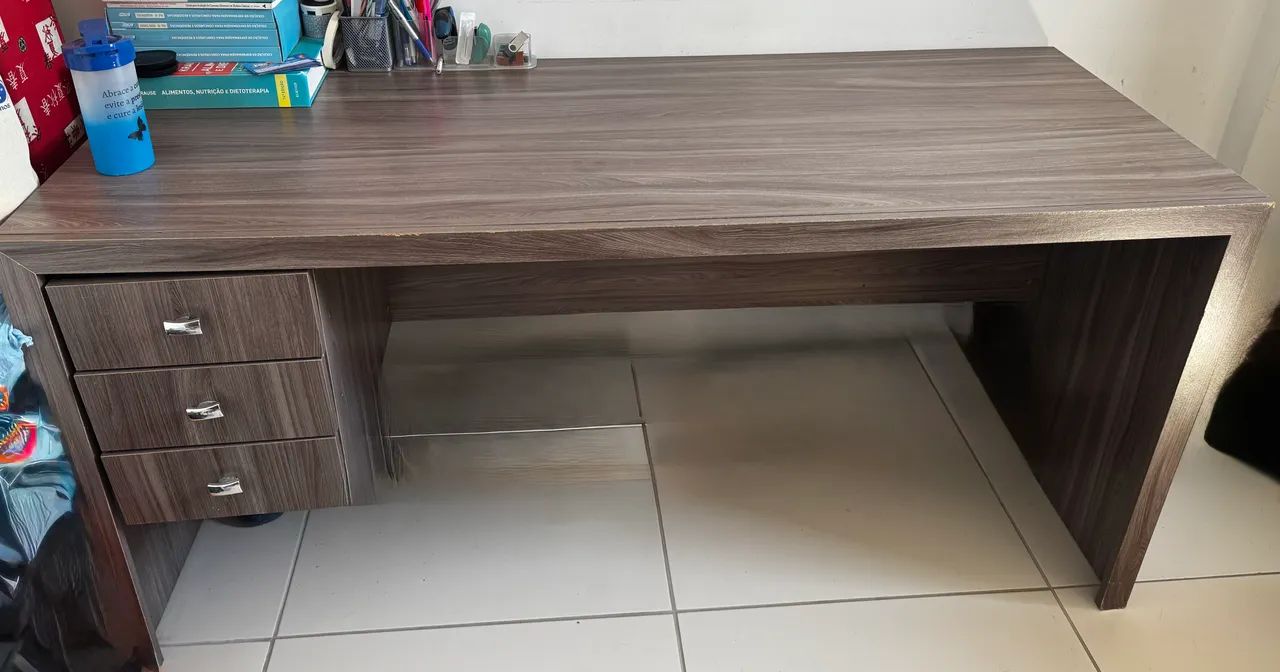 MESA PARA ESTUDOS OU ESCRITÓRIO - Foto 2