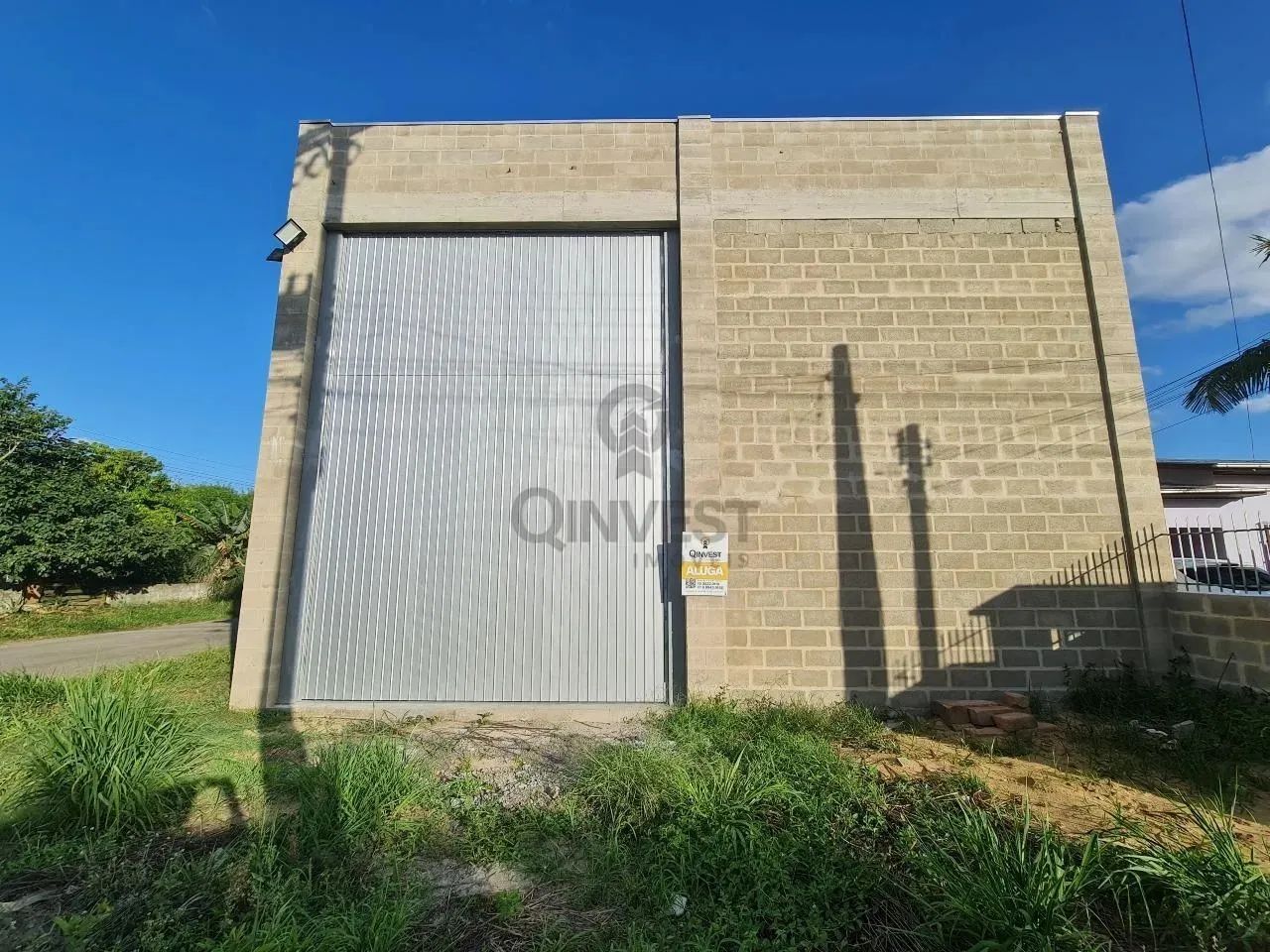 pavilhão no bairro Policia Rodoviaria - Foto 2