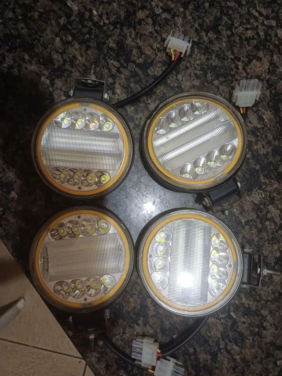 Farol de milha com seta