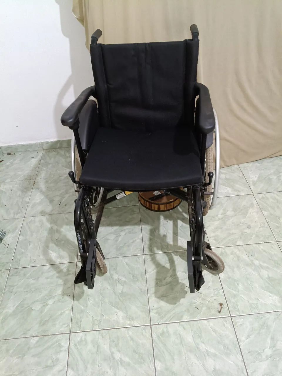 Cadeira de rodas Agile Jaguaribe novíssima  - Foto 2