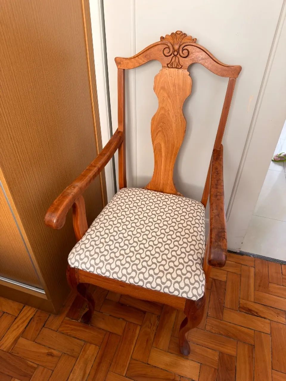 Cadeira pé de cabra