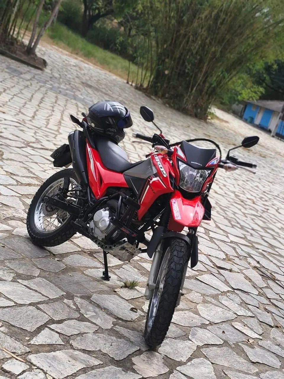 Bros 160 nova muito bem conservada e cuidada