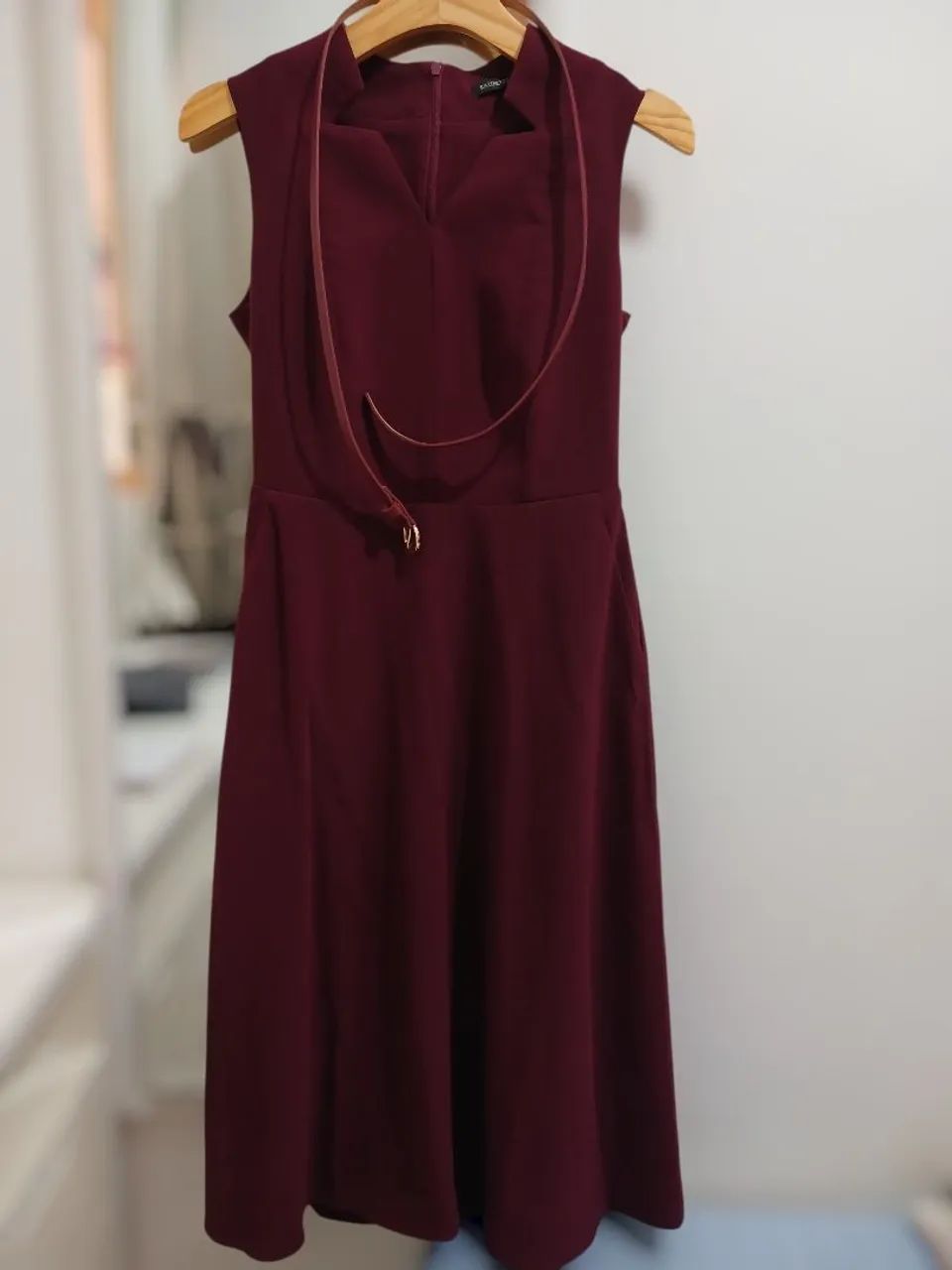 Vestido Midi Com Cinto Marsala