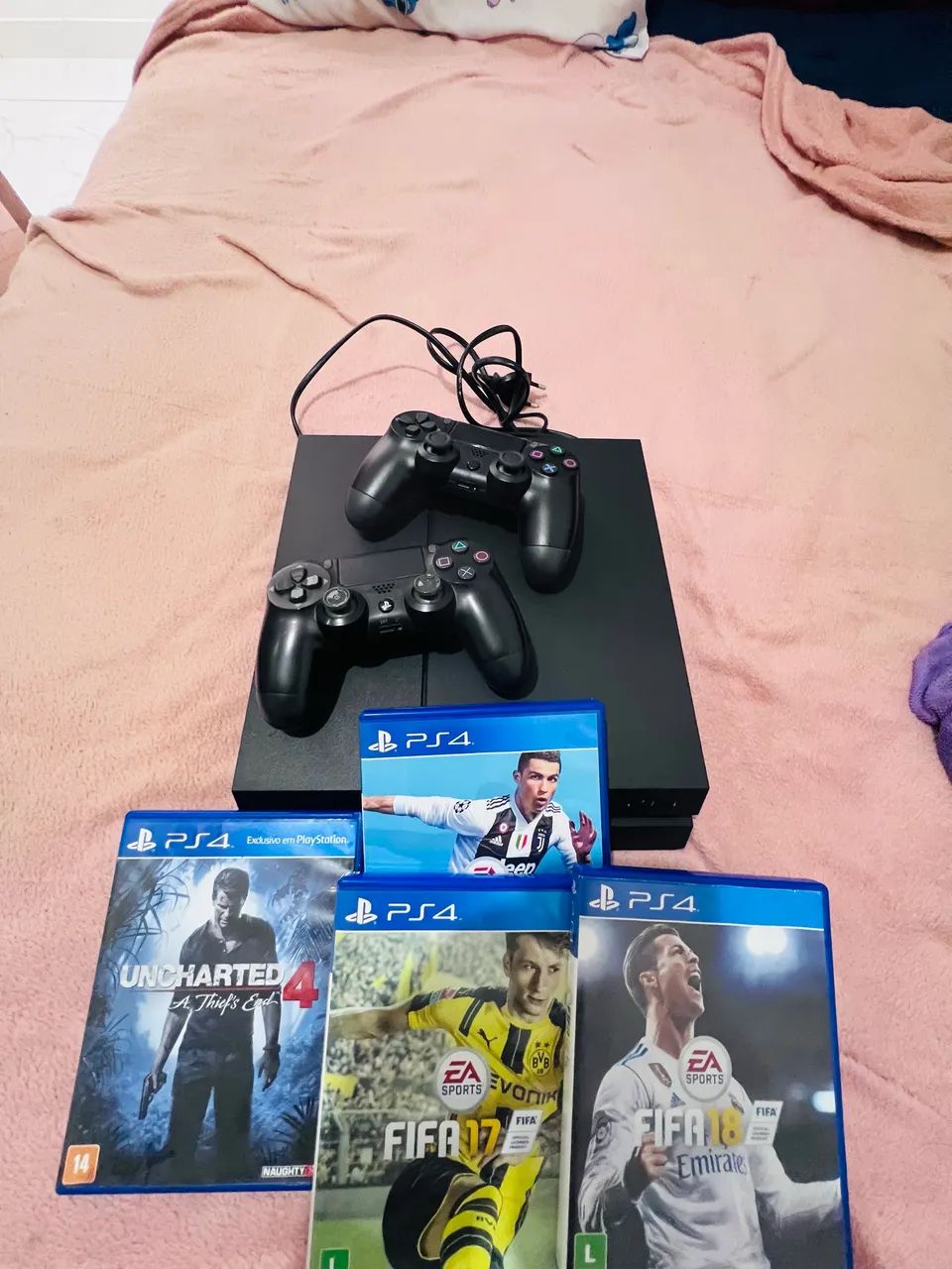 Vende-se PS4 slim  500 gigas - Foto 3
