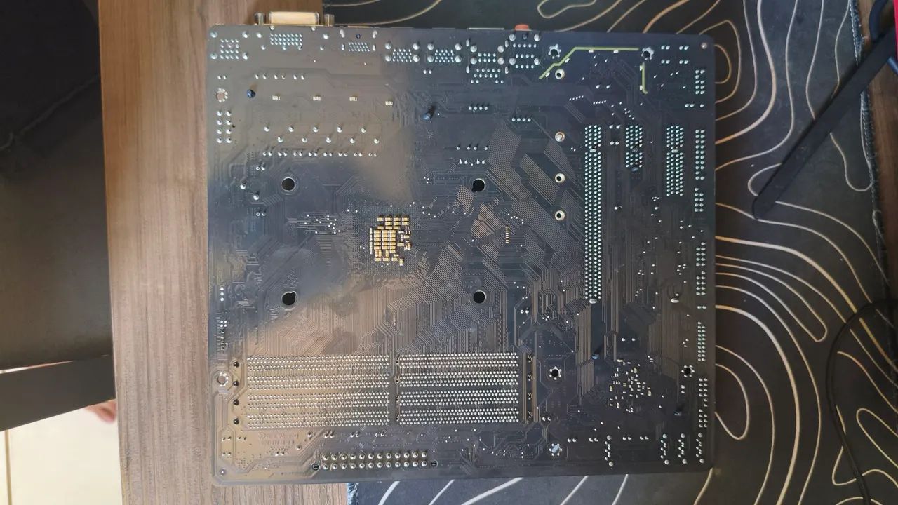 Placa mãe b450 COM DEFEITO - Foto 2