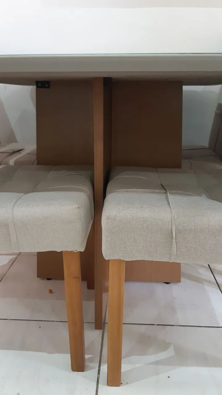Mesa de Jantar 90x90 - Muito nova !  - Foto 4